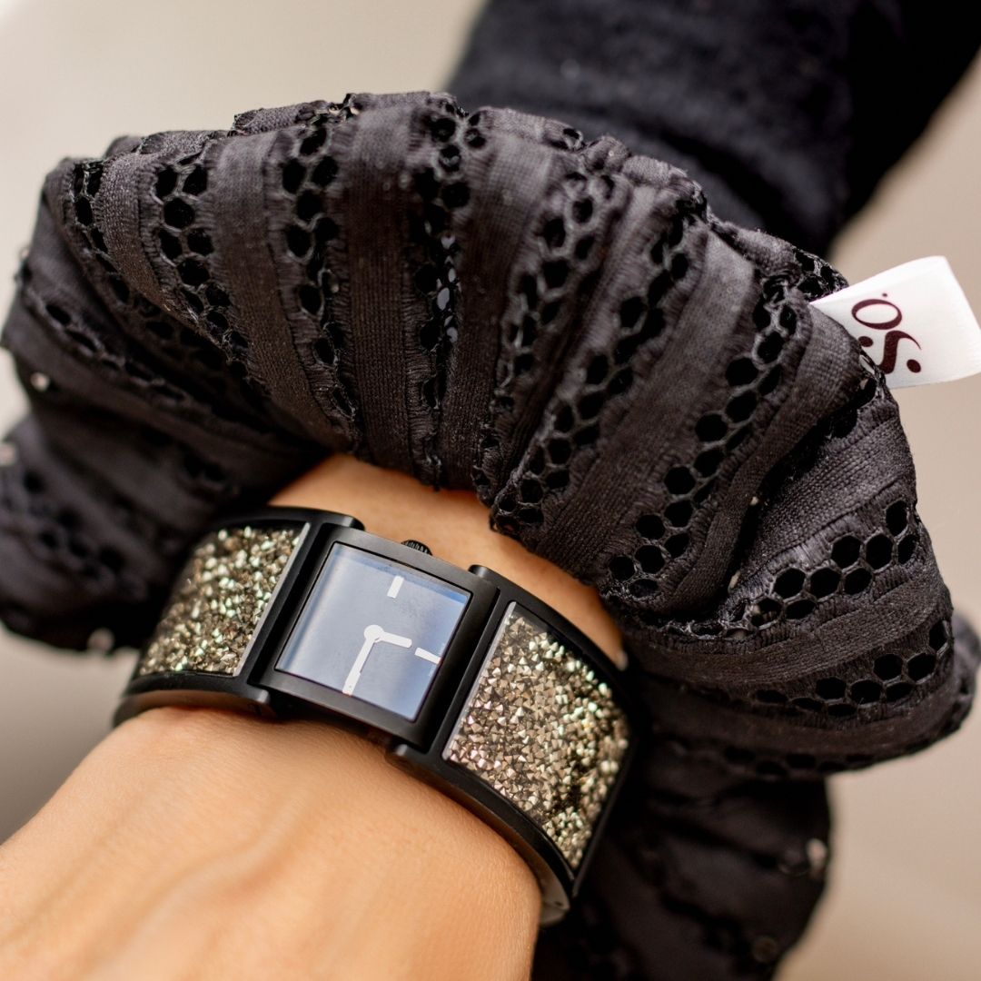 BLACKOUT SCRUNCHIES SO. X STASA