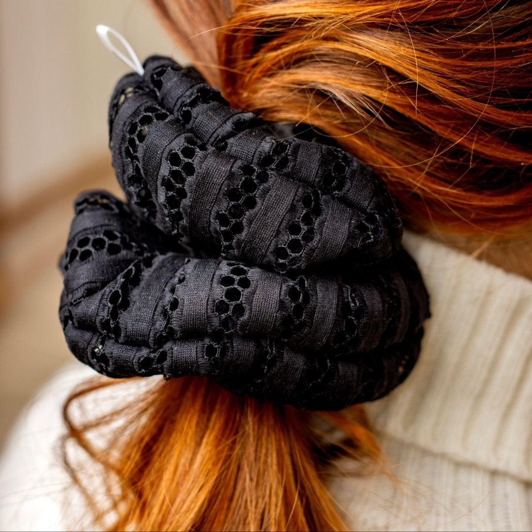 BLACKOUT SCRUNCHIES SO. X STASA