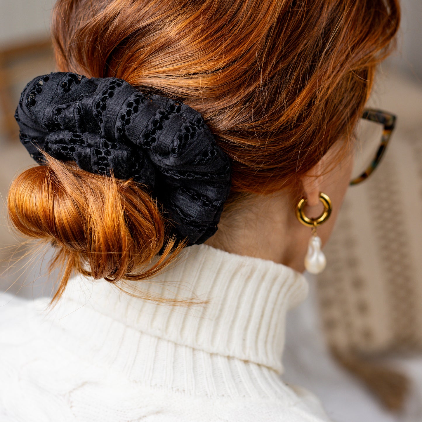 BLACKOUT SCRUNCHIES SO. X STASA